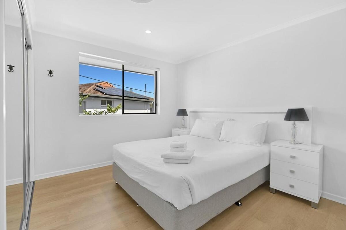 Riverside 3 Bedroom Sunny House In Surfers Paradise Gold Coast