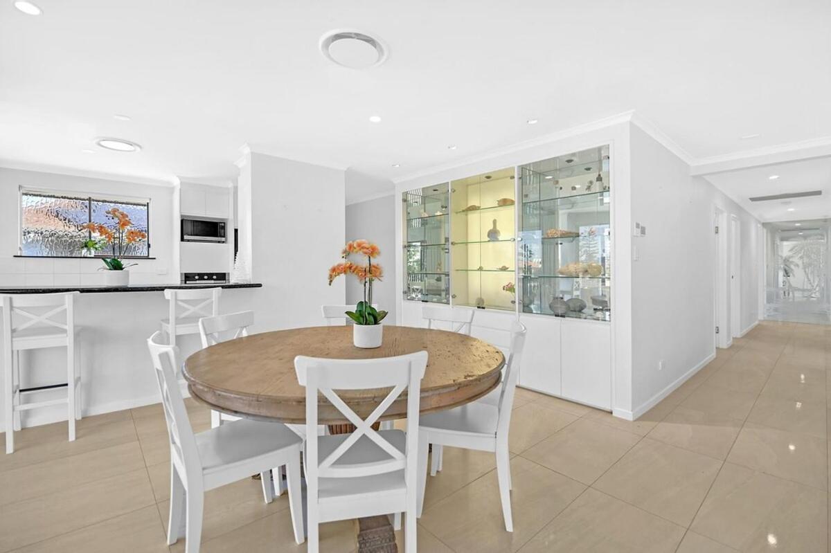 Holiday home Riverside 3 Bedroom Sunny House In Surfers Paradise