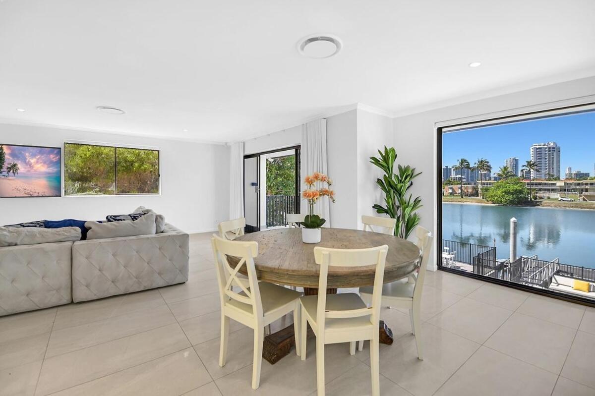Riverside 3 Bedroom Sunny House In Surfers Paradise Gold Coast